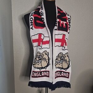 England Bulldog Scarf with Fringe